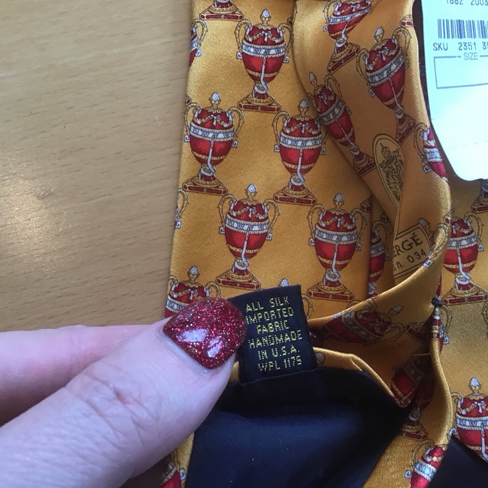 NEW‎ Faberge Silk Tie Necktie Imperial Egg Geometric Print Tie Yellow Gold Red - Picture 4 of 4